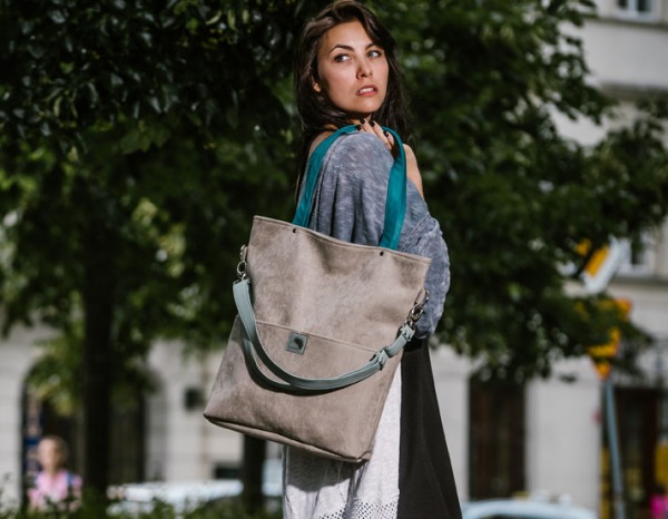 Duża szara zamszowa torba turkusowe miętowe paski