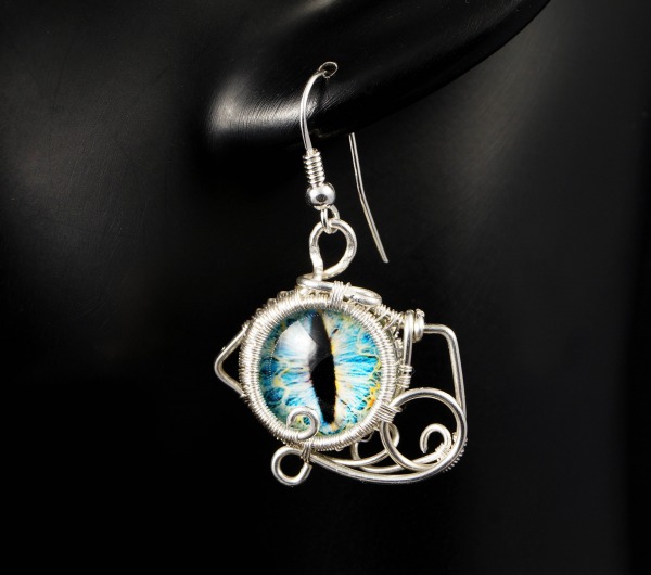 Niebieskie Smocze oko,  srebrne kolczyki wiszące,  ręcznie wykonane na niepowtarzalny prezent dla niej